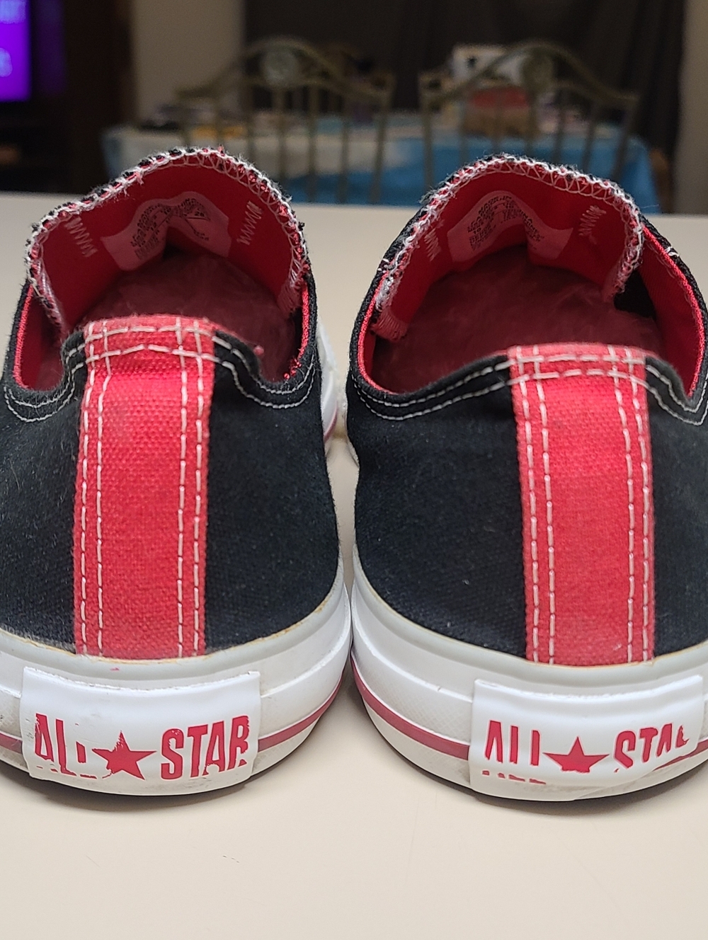 Converse Chuck Taylor All Star low top  sneakers size 10 - Picture 7 of 11